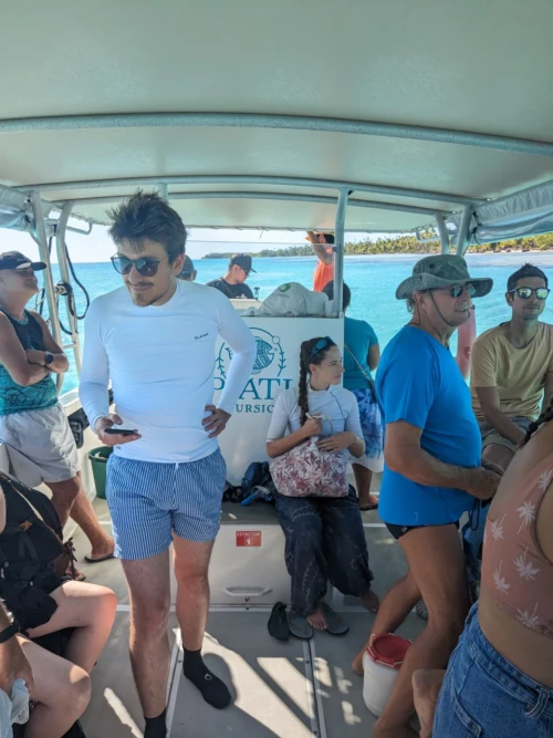 On retombe dans le modèle touristique classique, mais l'excursion sera top et très humaine malgré tout